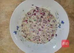 Illustration of how to make peanut and purple cabbage pancakes 9
