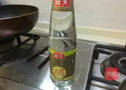 Illustration of how to make quinoa and purple potato sushi rolls 14