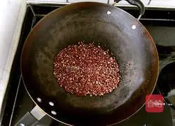 Illustration of how to make salt and pepper sesame pancakes 5