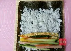 Illustration of how to make sushi 9