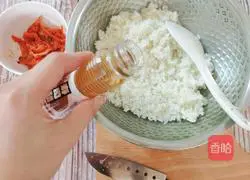 Family version of simple sushi recipe illustration 2