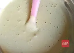 Illustration of how to make eight-inch sponge cake (whipped with whole eggs) 6