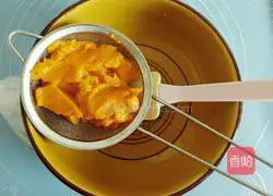 Whole Egg Pumpkin Sponge Cake Recipe Illustration 3