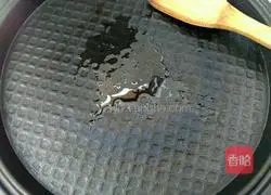 Illustration of how to make pan-fried zucchini pancakes 6