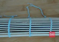 Illustration of how to make sushi 7