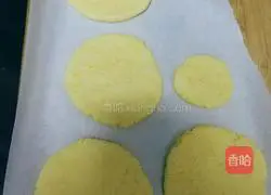 Cute Little Pumpkin and Simple Pumpkin Cake Illustration of how to do it 6