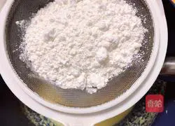 Illustration of how to make dragon fruit souffle waffles 6