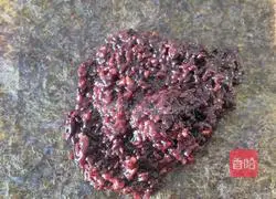 Illustration of how to make black rice sushi 2