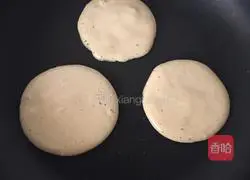 Illustration of how to make banana milk waffles 11