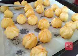 Illustration of how to make puffs 10