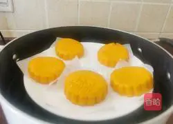 Illustration of how to make steamed pumpkin cake 13