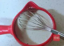 Illustration of how to make carrot and egg pancakes 2