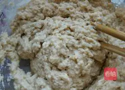 Illustration of how to make fruity lotus root cake 6