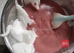 Red Velvet Strawberry Cream Cake Box Recipe Illustration 7