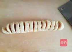 Illustration of how to make ham cake 8