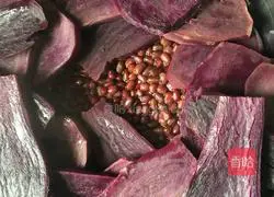 Red Bean and Purple Sweet Potato Cake Recipe Illustration 3