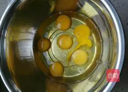 Illustration of how to make sponge cake 2