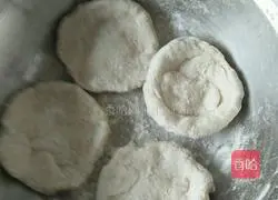 Illustration of how to make sweet potato flour pancakes 2