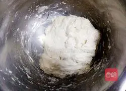 Illustration of how to make silk-wrapped hand-torn cakes 3