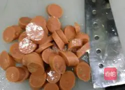 Illustration of how to make egg pancakes 3