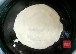 Illustration of how to make fried bean sprouts and shredded pancakes 4