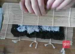 DIY sushi recipe illustration 7