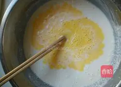 Illustration of how to make egg and leek pancakes 4