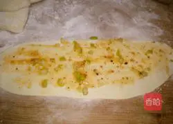 Illustration of how to make scallion pancake 9