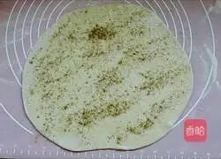 Illustration of homemade salt and pepper hand cakes 3