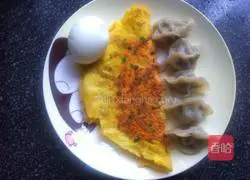 Illustration of how to make carrot and egg pancakes 8