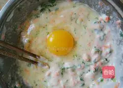 Illustration of how to make carrot omelette 6