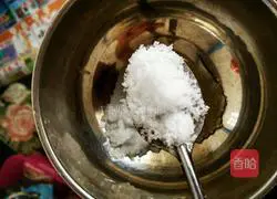 Illustration of how to make meat floss and egg sushi 2