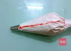 Illustration of how to make two-color protein sugar 13