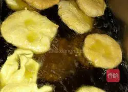 National Day Golden Cake Recipe Illustration 5