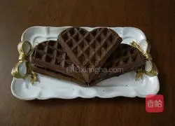 Illustration of how to make cocoa waffles 7