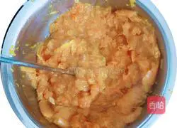 Illustration of how to make fried pumpkin cakes 2