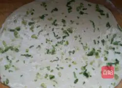 Illustration of making scallion pancake 3