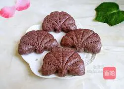 Black Illustration of how to make rice lotus leaf cake 10