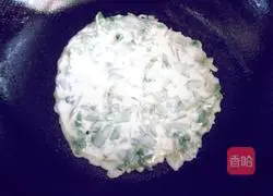 Garlic Illustration of how to make purslane cake 18