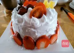 Strawberry Cream Cake Recipe Illustration 8