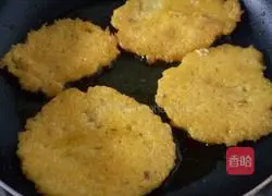 Illustration of how to make crispy corn tortillas 3