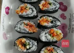 Illustration of how to make sushi rolls 5