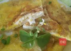 Illustration of how to make fried egg and scallion pancakes 8