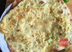 Illustration of how to make egg-filled pancakes 5