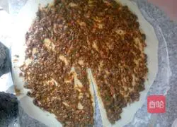 Meat Illustration of how to make thousand-layer cake 5