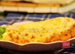 Illustration of how to make egg-filled pancakes 13