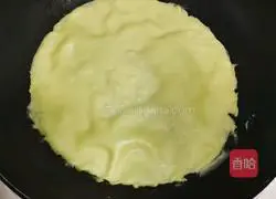 Illustration of how to make strawberry and yellow peach pancake 14