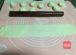 Illustration of how to make beef crispy cake 7