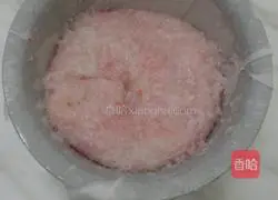 Illustration of how to make cherry cake 3