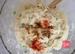 Fried Illustration of how to make potato pancakes 5